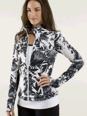Lululemon Forme Jacket Size 12 Brisk Bloom Black White Floral